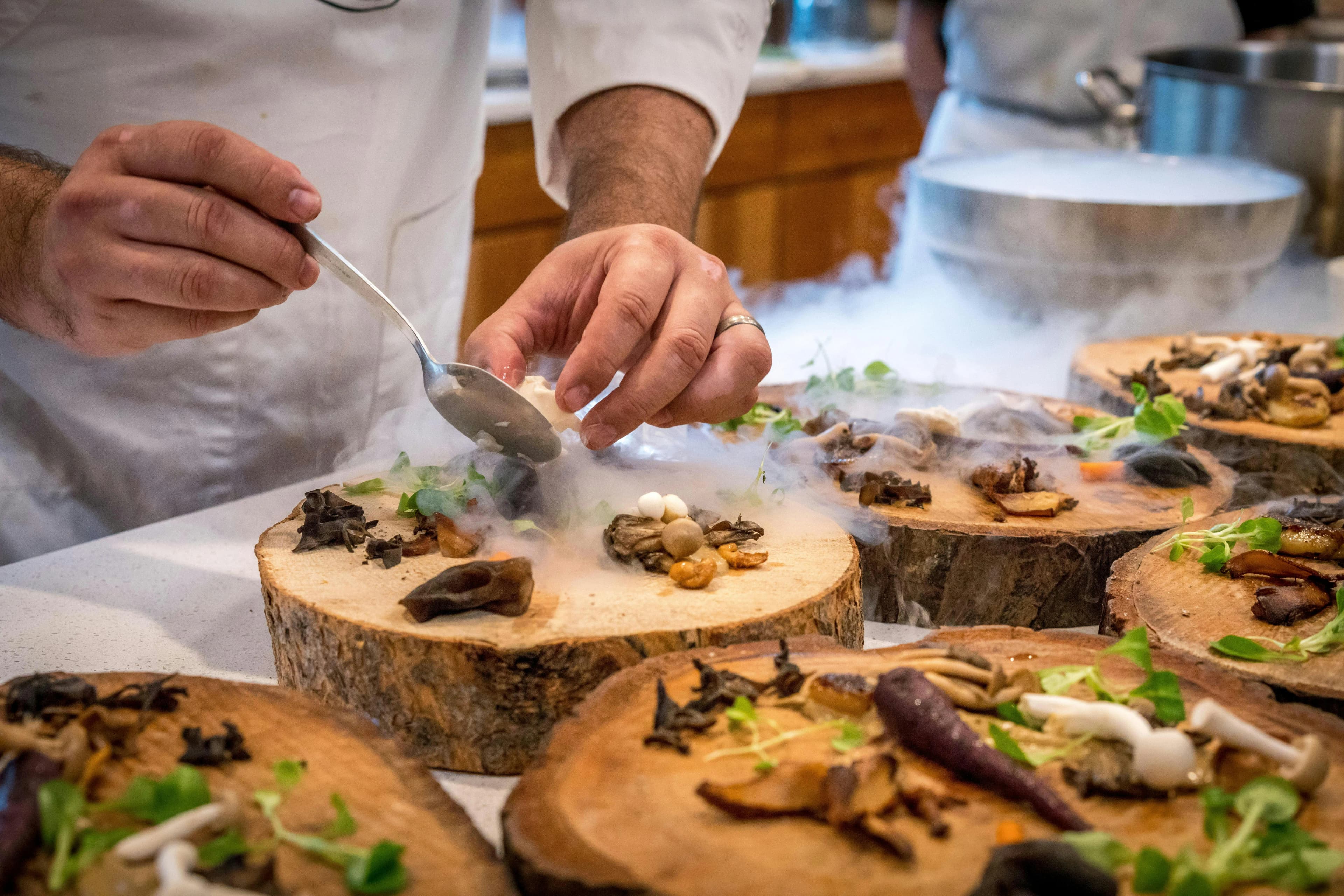 Restaurant customer experience management