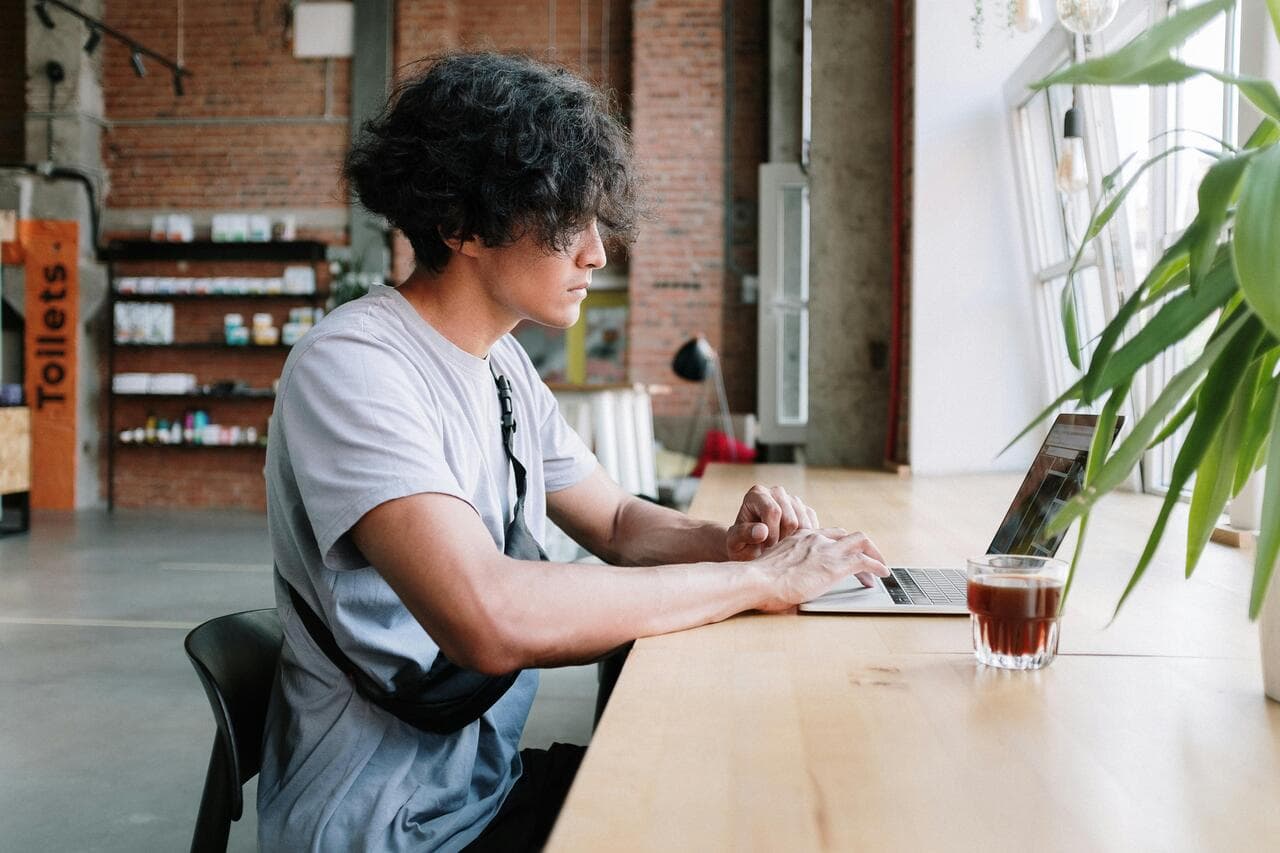 How to Measure Customer Experience: A Complete Guide