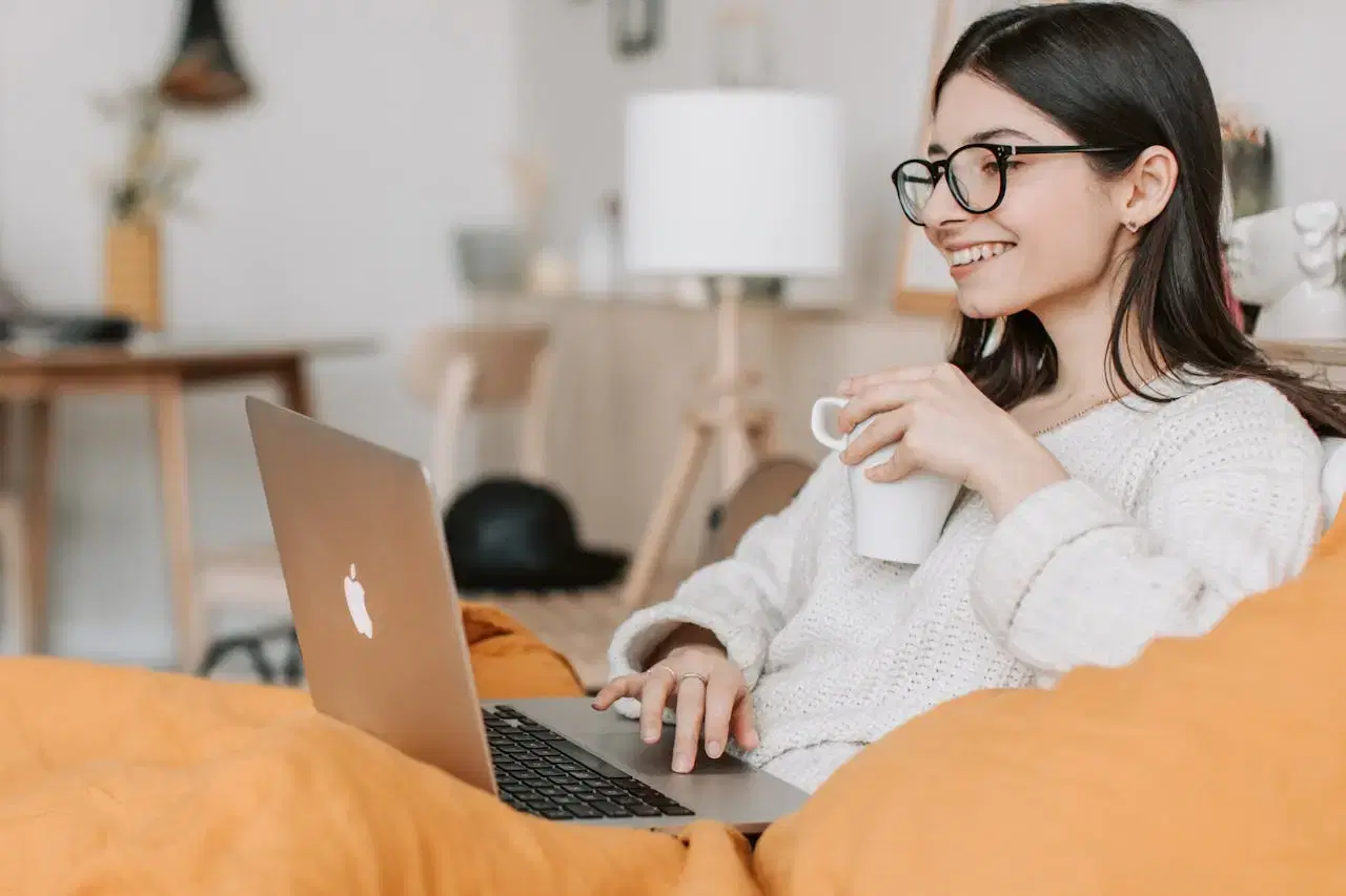 Calculate customer loyalty using the NPS calculator by FormBricks